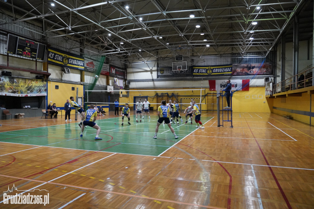 KS Stal Grudziądz przegrywa z BKS WSG Chemik Bydgoszcz