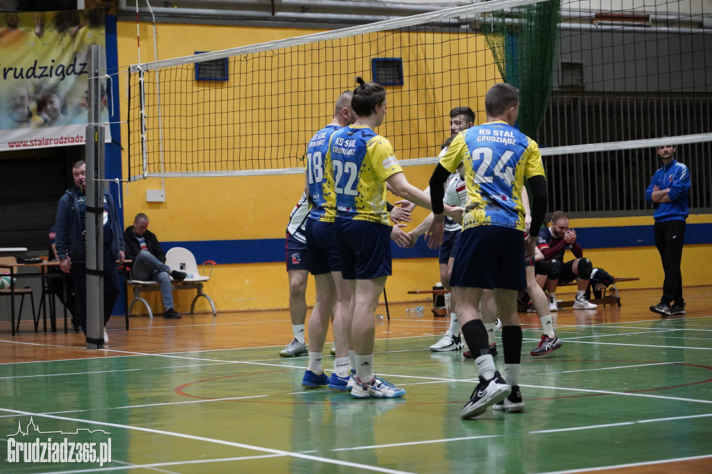 KS Stal Grudziądz przegrywa z BKS WSG Chemik Bydgoszcz