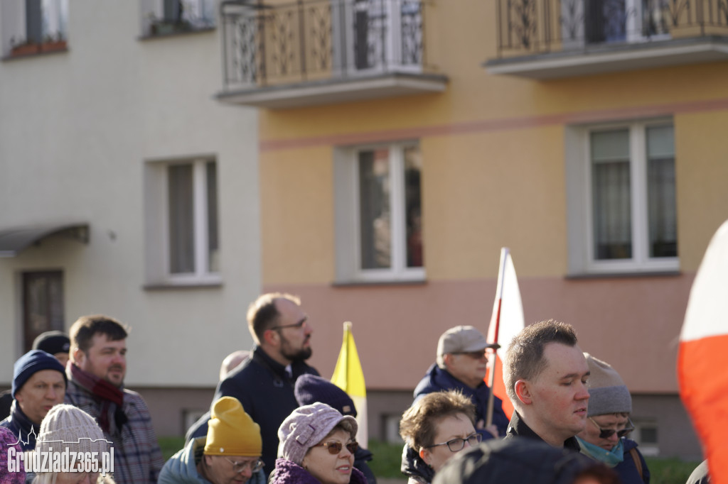 Ulicami Grudziądza przeszedł Marsz Papieski