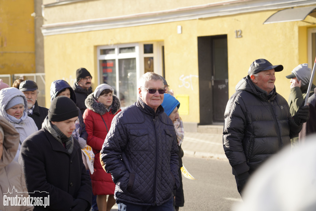 Ulicami Grudziądza przeszedł Marsz Papieski