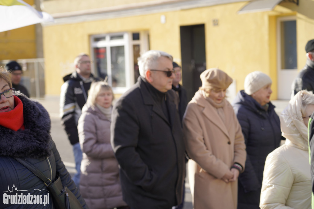 Ulicami Grudziądza przeszedł Marsz Papieski