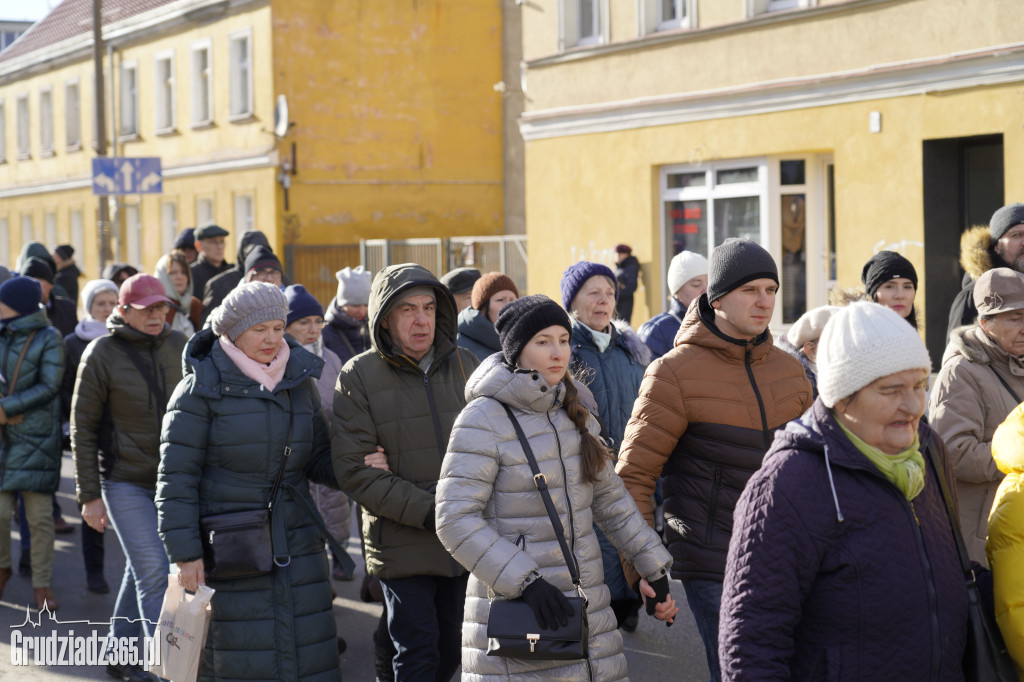 Ulicami Grudziądza przeszedł Marsz Papieski