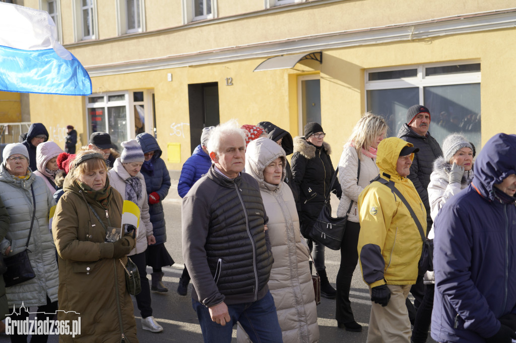 Ulicami Grudziądza przeszedł Marsz Papieski