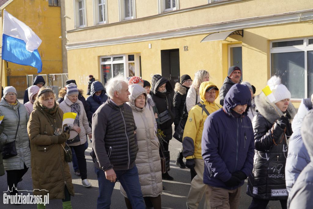 Ulicami Grudziądza przeszedł Marsz Papieski