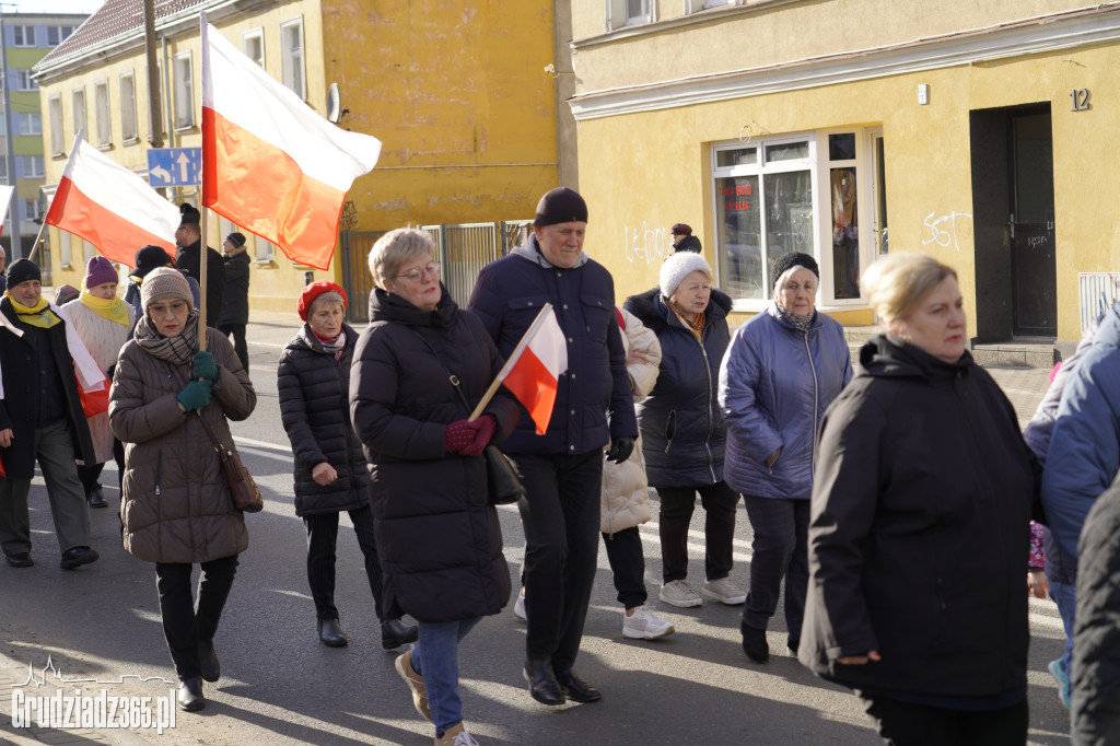 Ulicami Grudziądza przeszedł Marsz Papieski