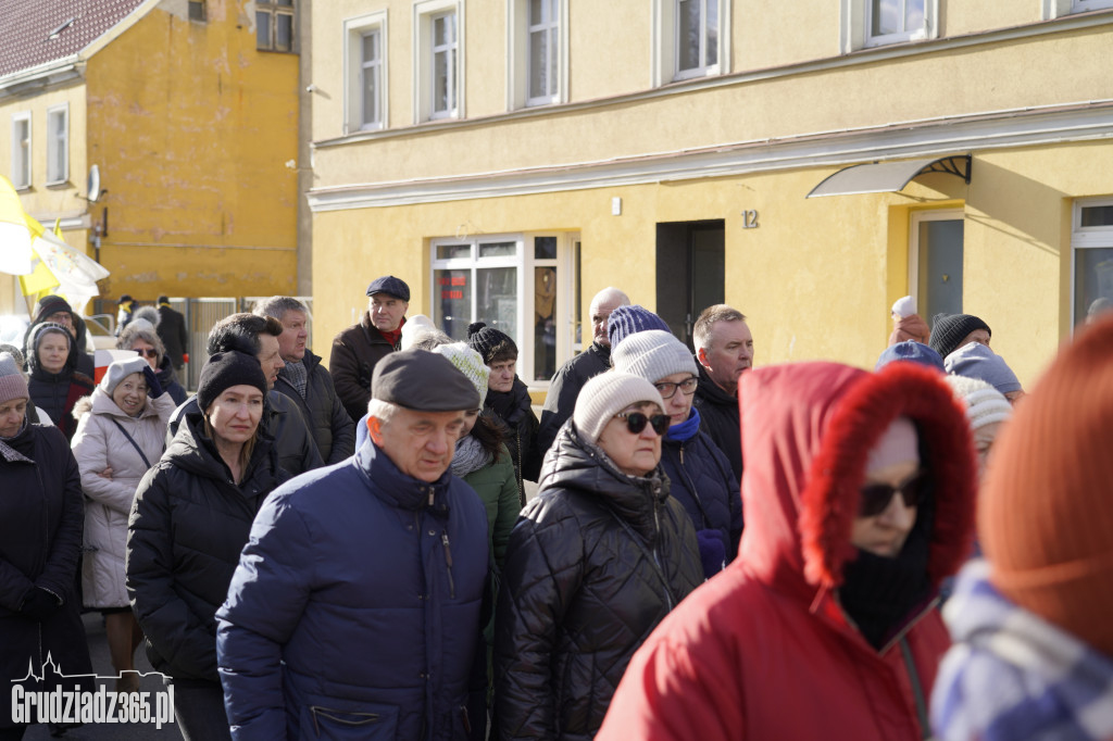 Ulicami Grudziądza przeszedł Marsz Papieski