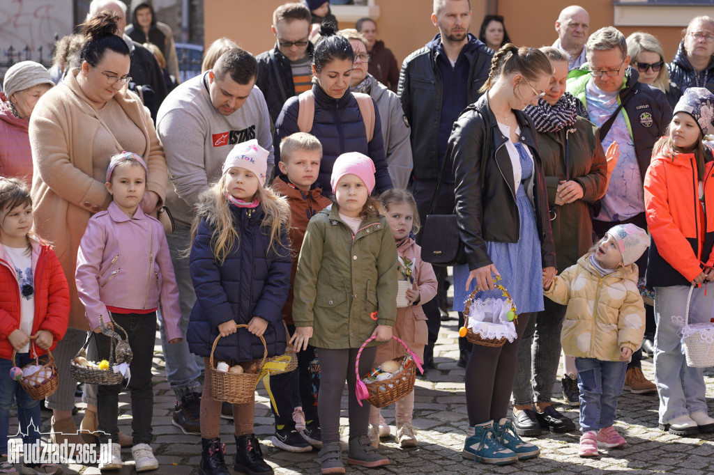 Święcenie pokarmów w Bazylice Kolegiackiej w Grudziądzu