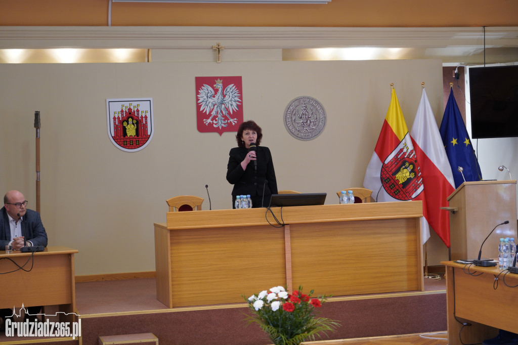 Sesja inauguracyjna VI kadencji  Młodzieżowej Rady Miejskiej Grudziądza