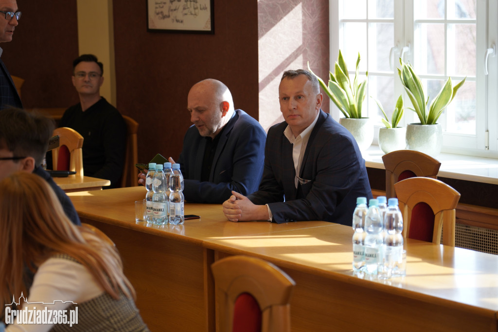 Sesja inauguracyjna VI kadencji  Młodzieżowej Rady Miejskiej Grudziądza