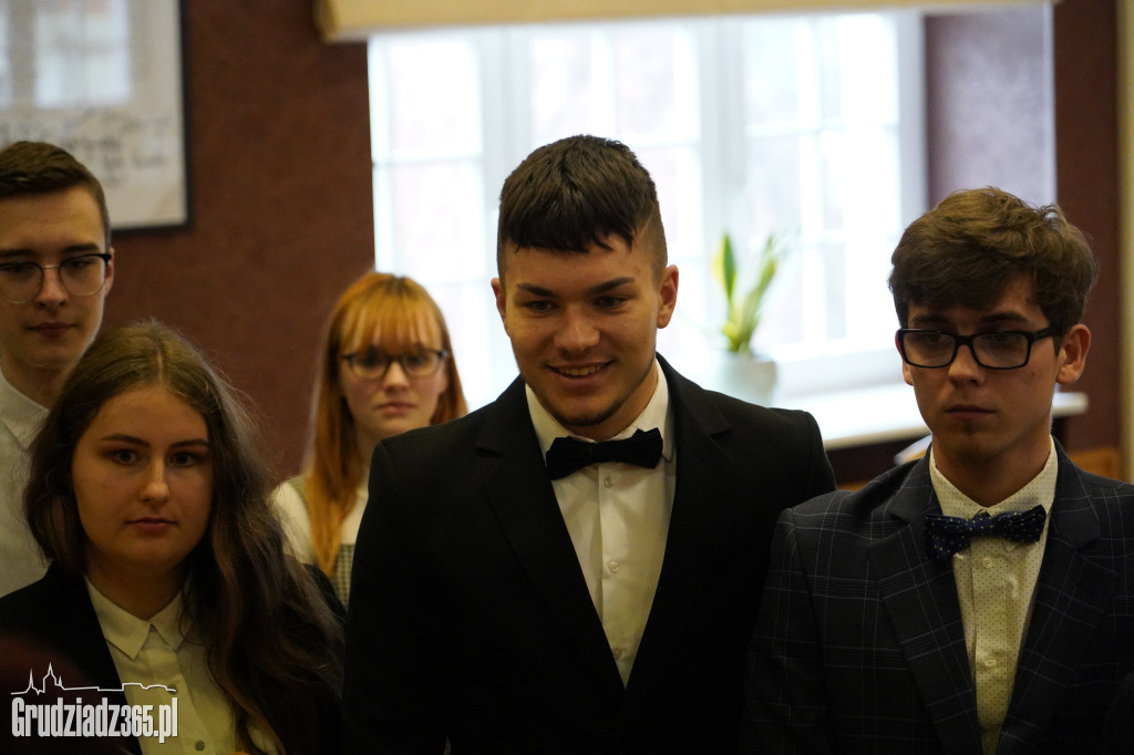 Sesja inauguracyjna VI kadencji  Młodzieżowej Rady Miejskiej Grudziądza