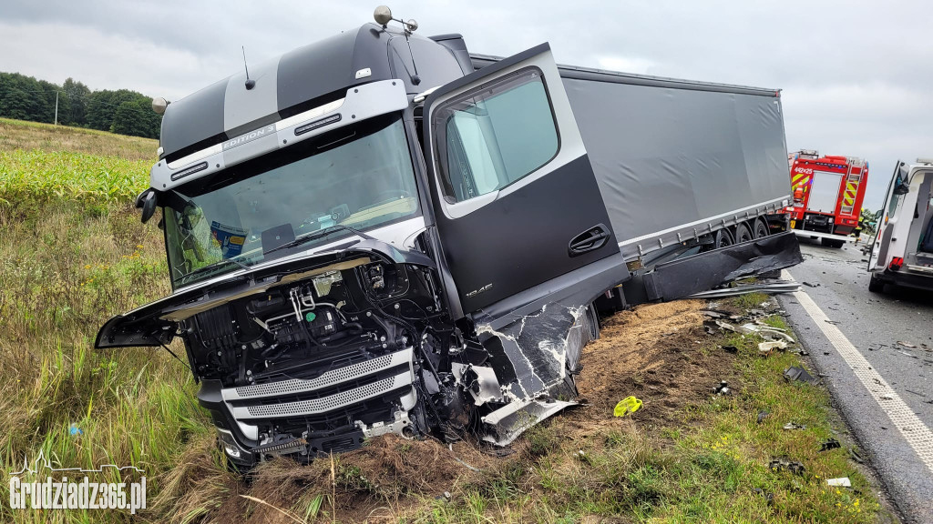 Poważny wypadek przed bramkami na A1 w Grudziądzu