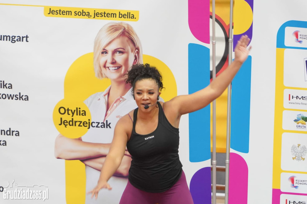 MISTRZYNIE W SZKOŁACH - Otylia Jędrzejczak w Grudziądzu