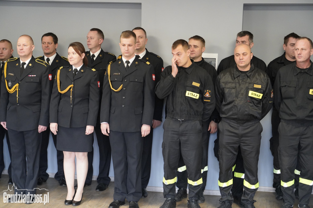 Awanse w stopniach służbowych oraz wyróżnienia dla grudziądzkich strażaków