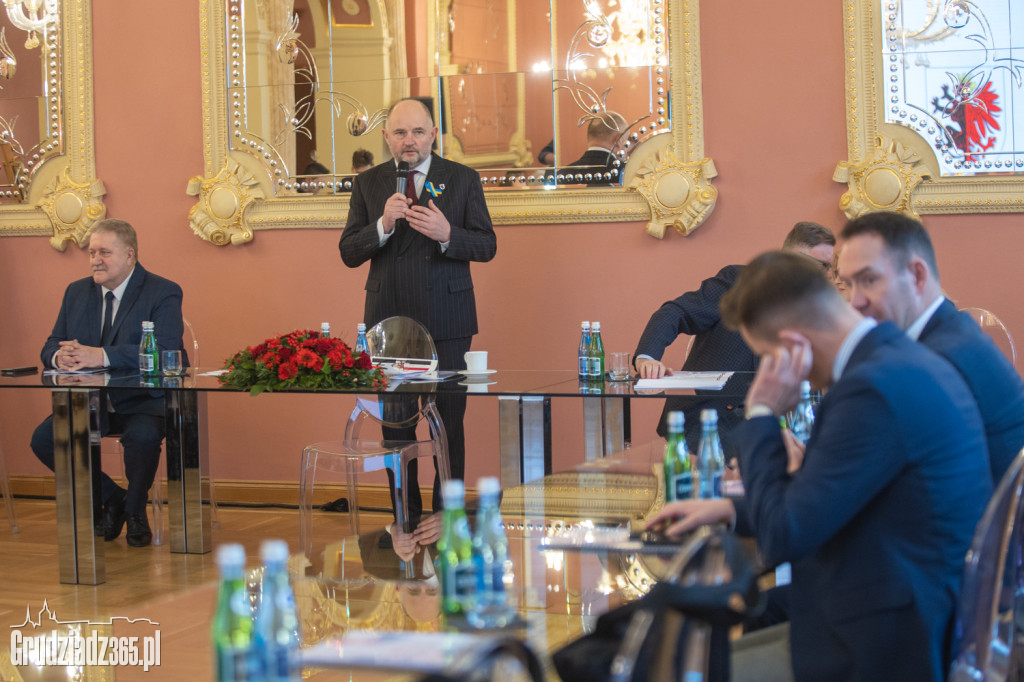 Samorządowo-parlamentarny wspólny blok prorozwojowy