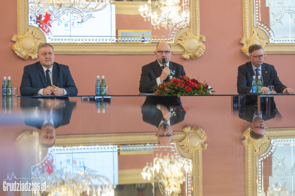 Samorządowo-parlamentarny wspólny blok prorozwojowy