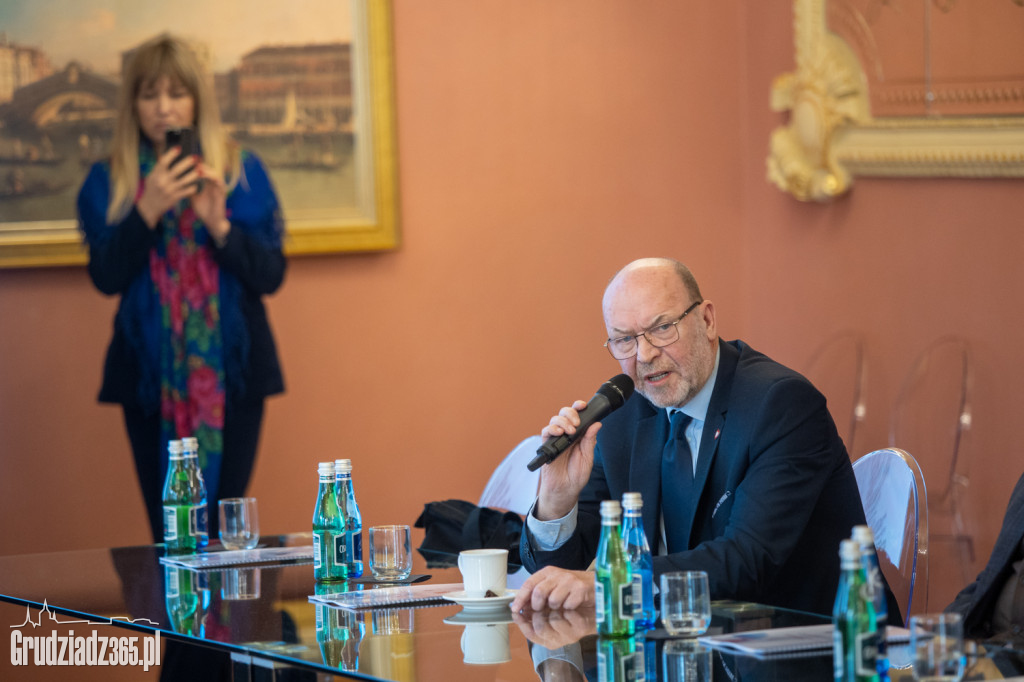 Samorządowo-parlamentarny wspólny blok prorozwojowy