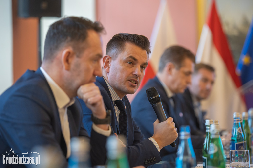 Samorządowo-parlamentarny wspólny blok prorozwojowy