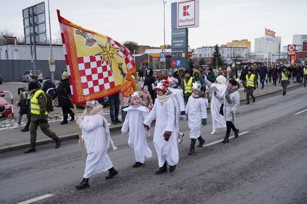 Ulicami Grudziądza po raz dziesiąty przemaszerował Orszak Trzech Króli