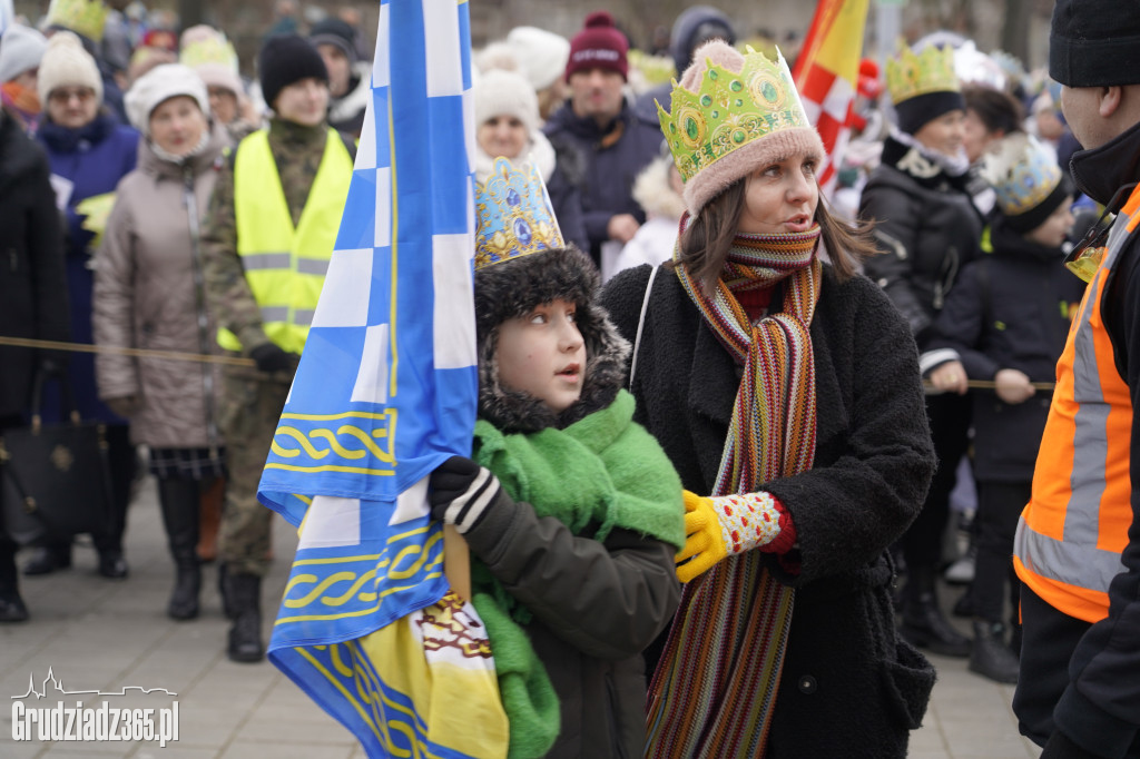 Ulicami Grudziądza po raz dziesiąty przemaszerował Orszak Trzech Króli