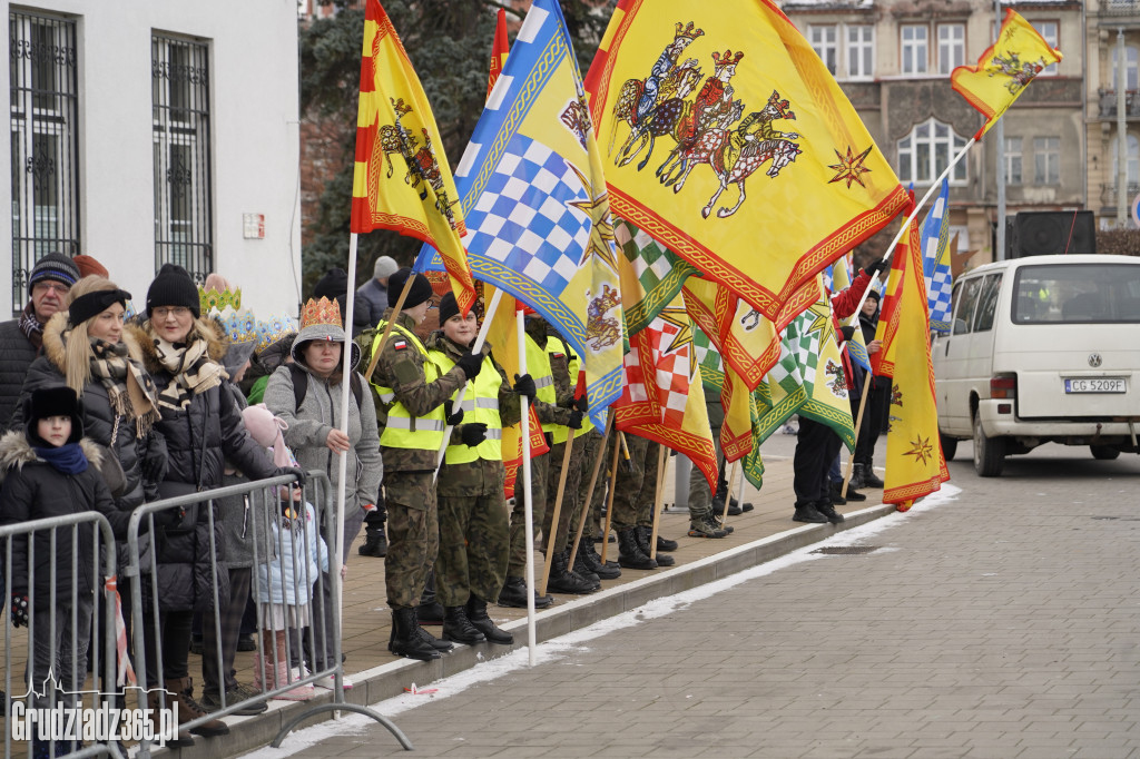Ulicami Grudziądza po raz dziesiąty przemaszerował Orszak Trzech Króli