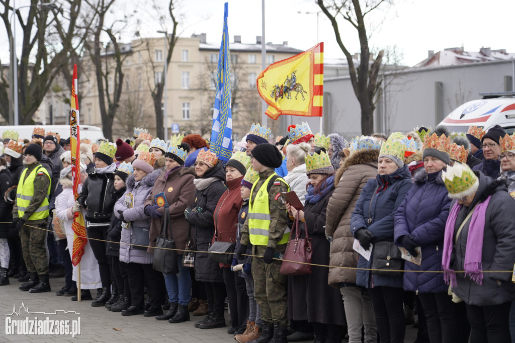Ulicami Grudziądza po raz dziesiąty przemaszerował Orszak Trzech Króli