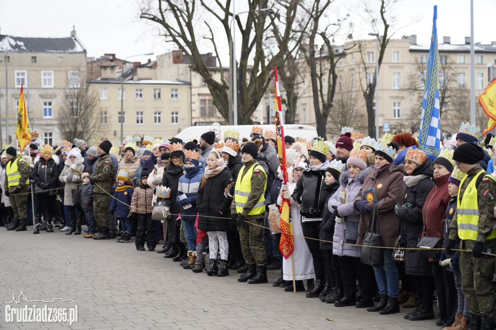Ulicami Grudziądza po raz dziesiąty przemaszerował Orszak Trzech Króli