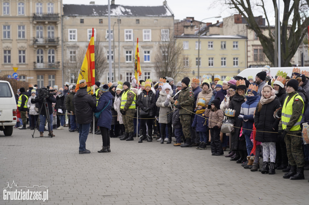 Ulicami Grudziądza po raz dziesiąty przemaszerował Orszak Trzech Króli