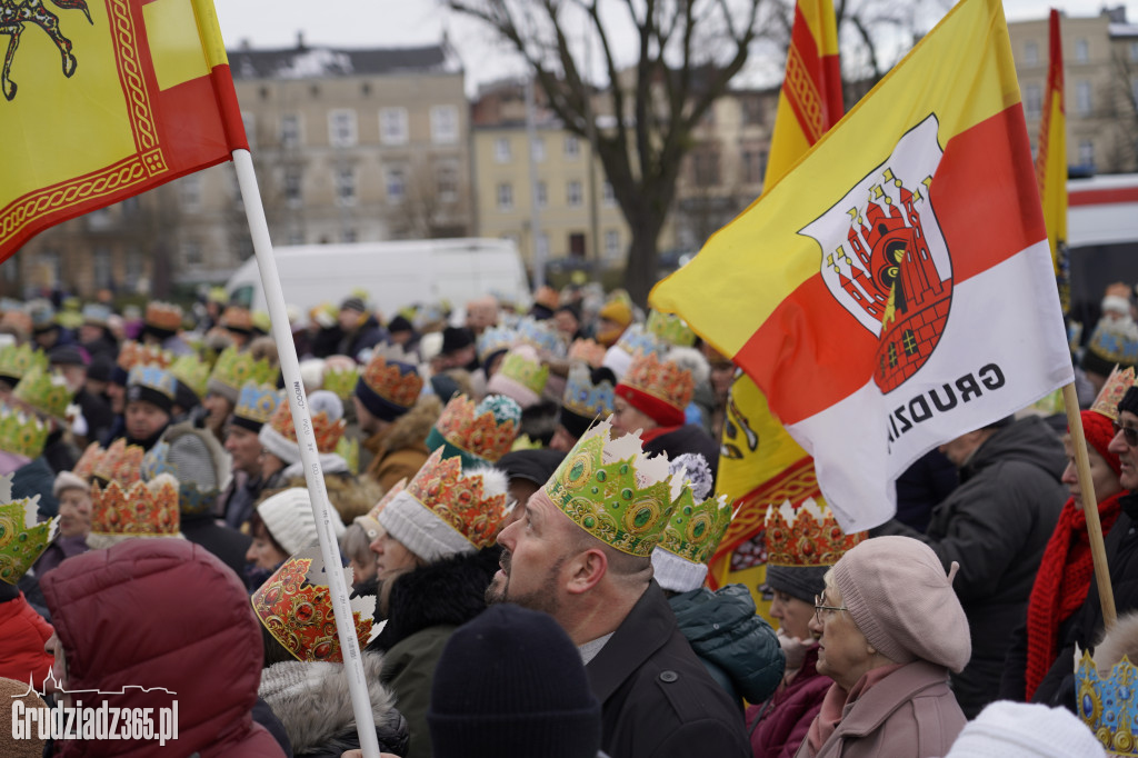 Ulicami Grudziądza po raz dziesiąty przemaszerował Orszak Trzech Króli