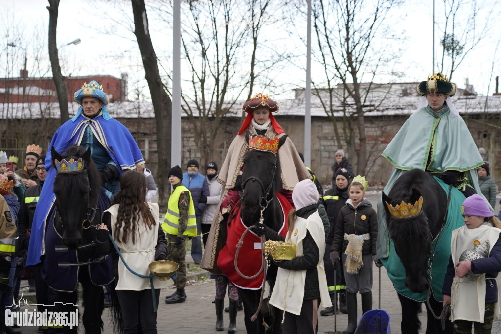 Ulicami Grudziądza po raz dziesiąty przemaszerował Orszak Trzech Króli