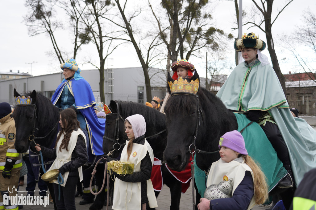 Ulicami Grudziądza po raz dziesiąty przemaszerował Orszak Trzech Króli