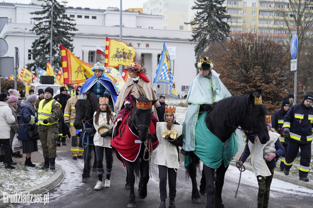 Ulicami Grudziądza po raz dziesiąty przemaszerował Orszak Trzech Króli