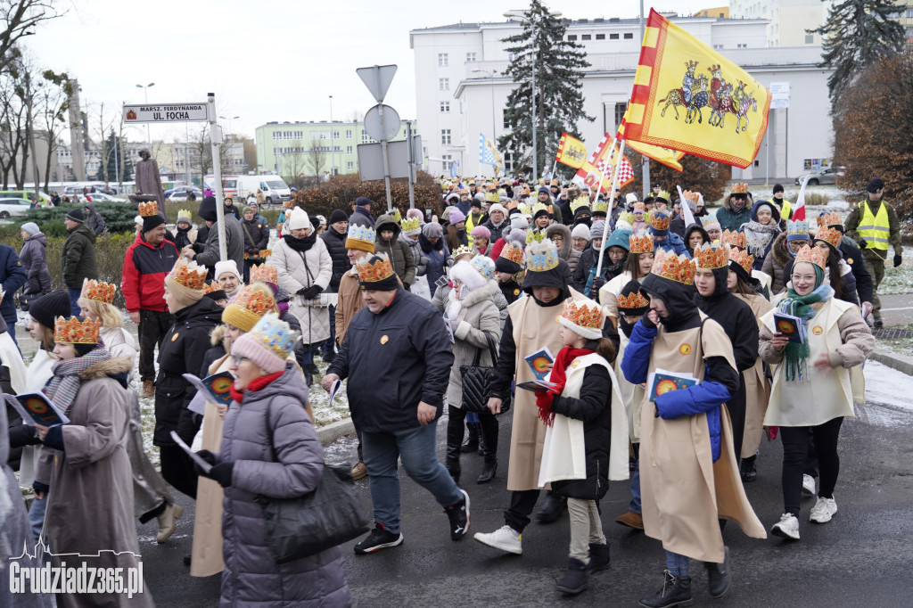 Ulicami Grudziądza po raz dziesiąty przemaszerował Orszak Trzech Króli