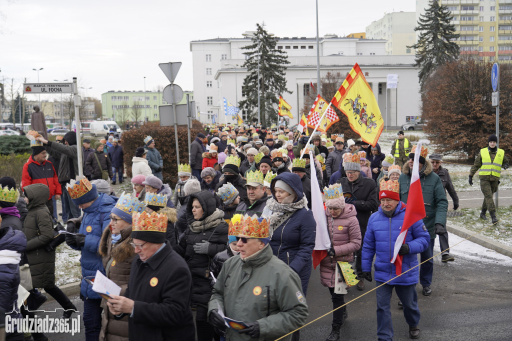 Ulicami Grudziądza po raz dziesiąty przemaszerował Orszak Trzech Króli