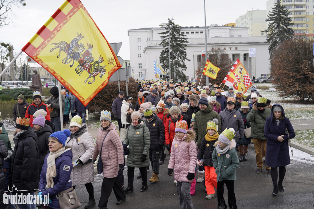 Ulicami Grudziądza po raz dziesiąty przemaszerował Orszak Trzech Króli