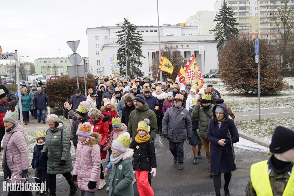 Ulicami Grudziądza po raz dziesiąty przemaszerował Orszak Trzech Króli