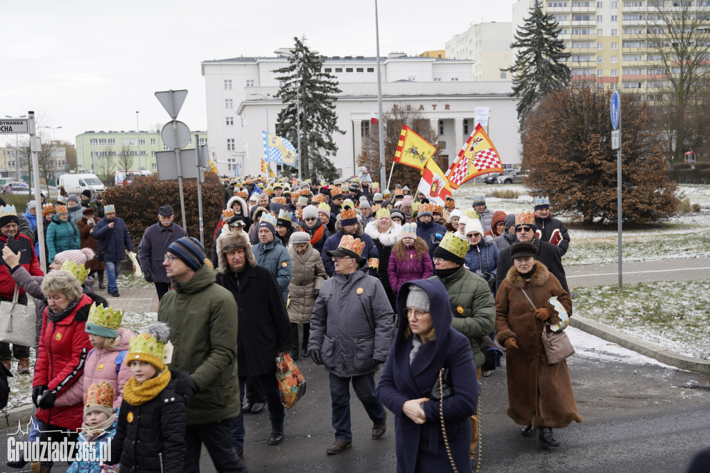 Ulicami Grudziądza po raz dziesiąty przemaszerował Orszak Trzech Króli