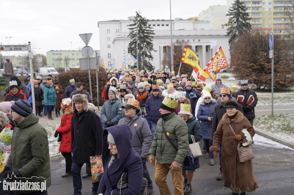 Ulicami Grudziądza po raz dziesiąty przemaszerował Orszak Trzech Króli