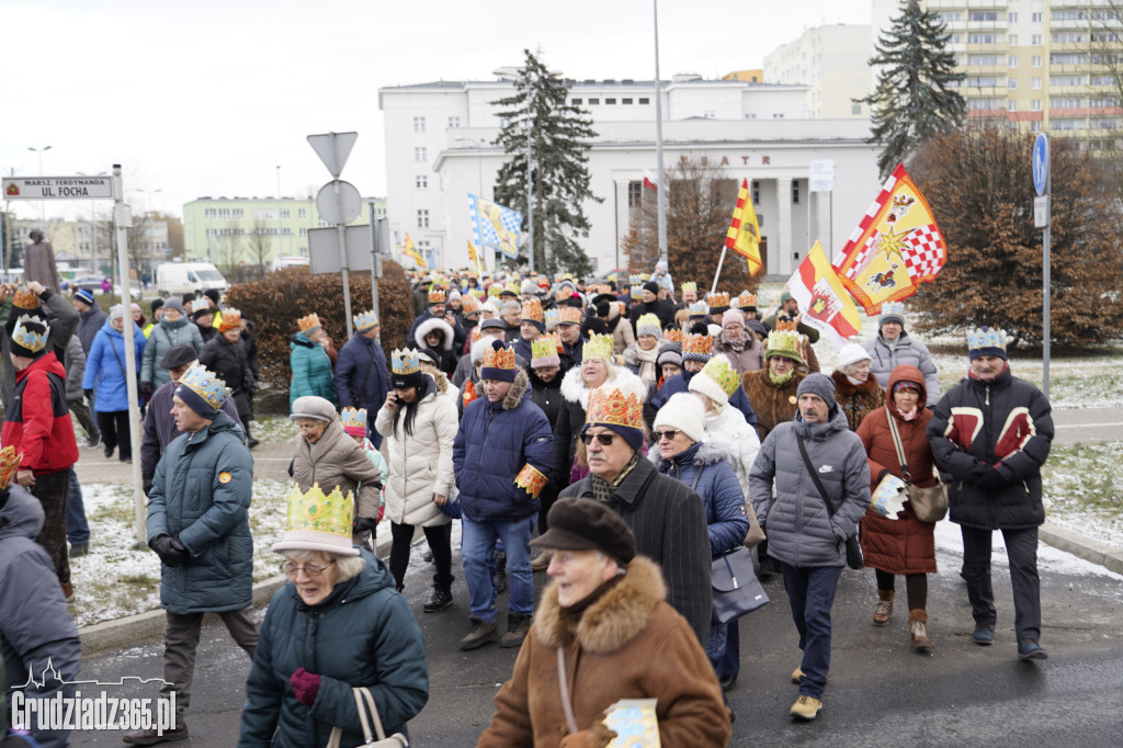 Ulicami Grudziądza po raz dziesiąty przemaszerował Orszak Trzech Króli