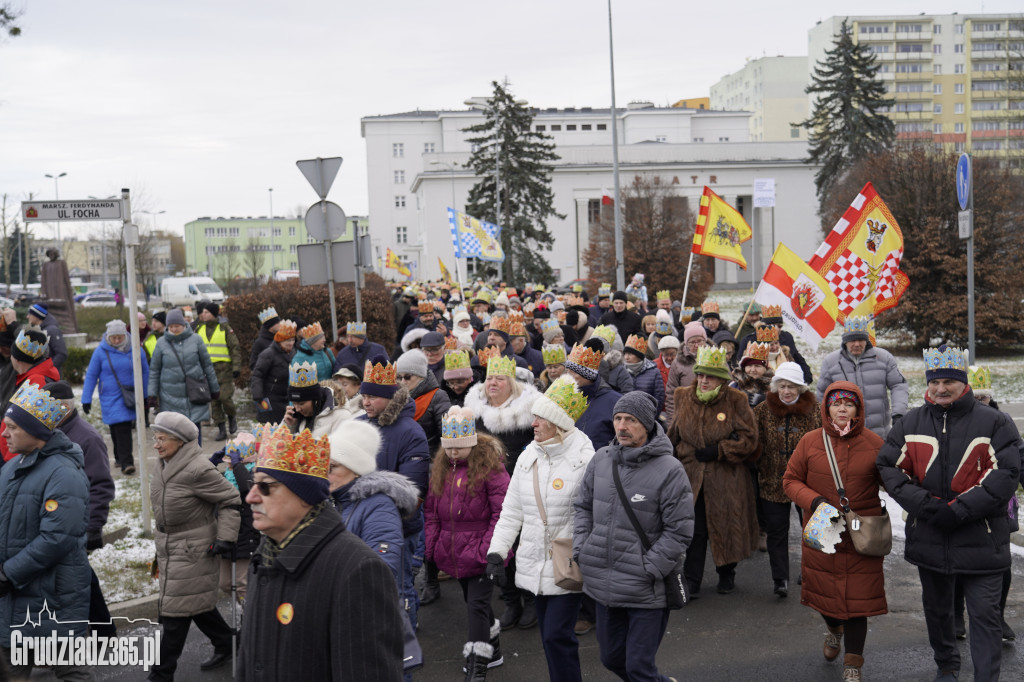 Ulicami Grudziądza po raz dziesiąty przemaszerował Orszak Trzech Króli
