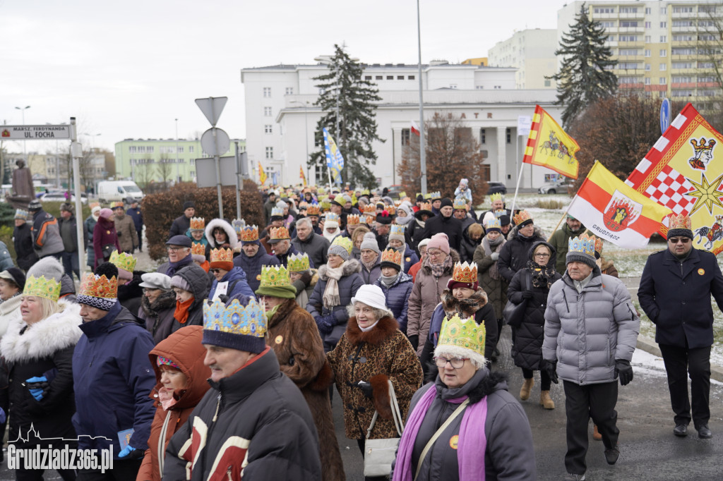 Ulicami Grudziądza po raz dziesiąty przemaszerował Orszak Trzech Króli
