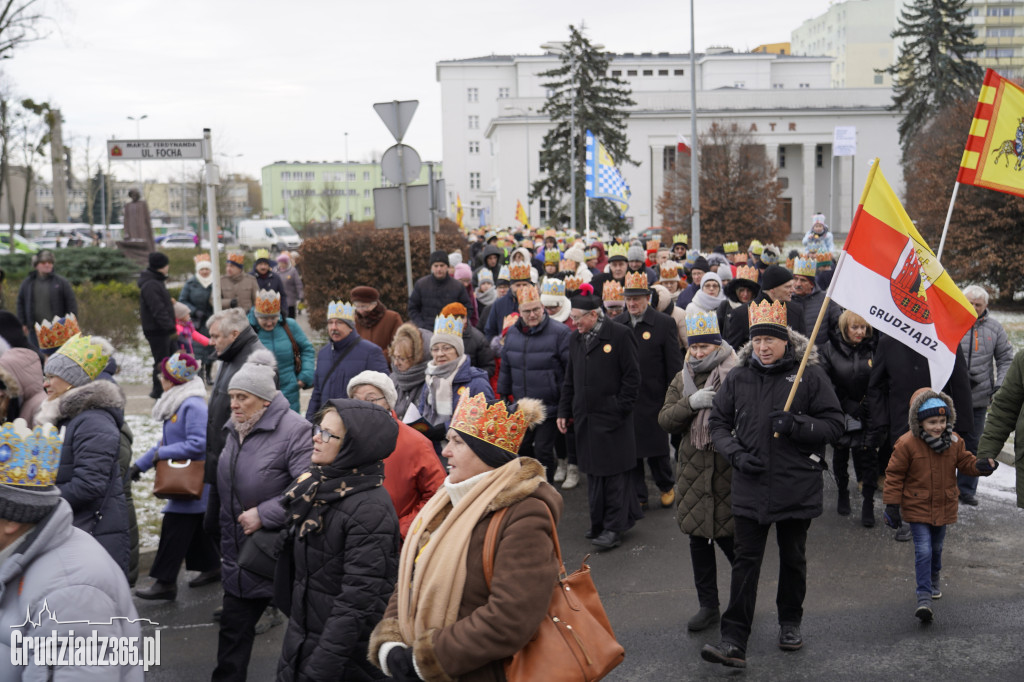 Ulicami Grudziądza po raz dziesiąty przemaszerował Orszak Trzech Króli