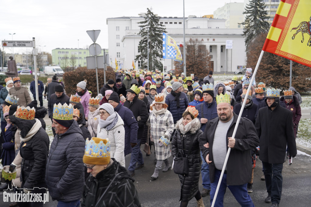 Ulicami Grudziądza po raz dziesiąty przemaszerował Orszak Trzech Króli