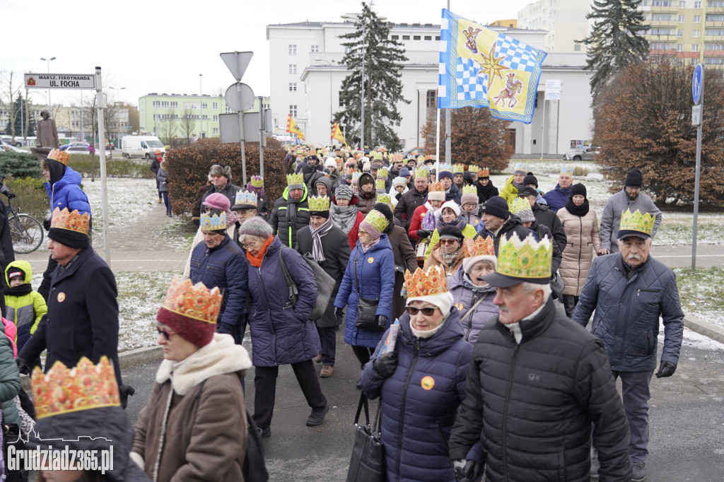 Ulicami Grudziądza po raz dziesiąty przemaszerował Orszak Trzech Króli