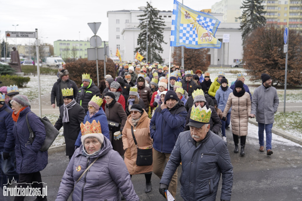 Ulicami Grudziądza po raz dziesiąty przemaszerował Orszak Trzech Króli