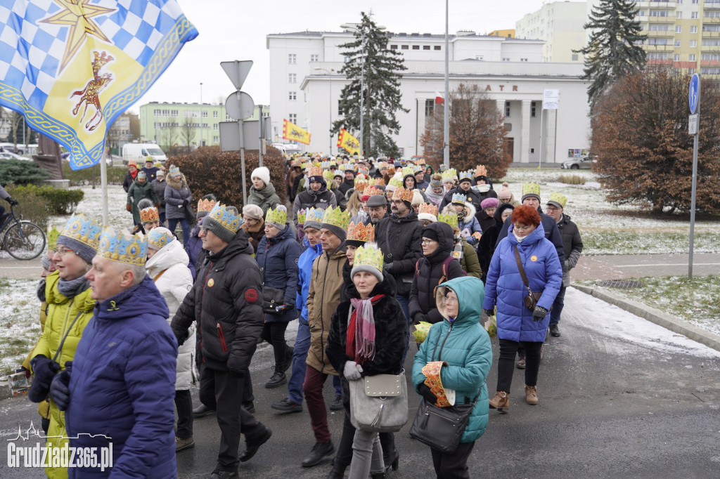 Ulicami Grudziądza po raz dziesiąty przemaszerował Orszak Trzech Króli