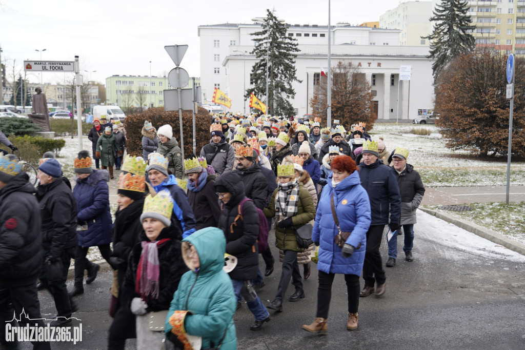 Ulicami Grudziądza po raz dziesiąty przemaszerował Orszak Trzech Króli