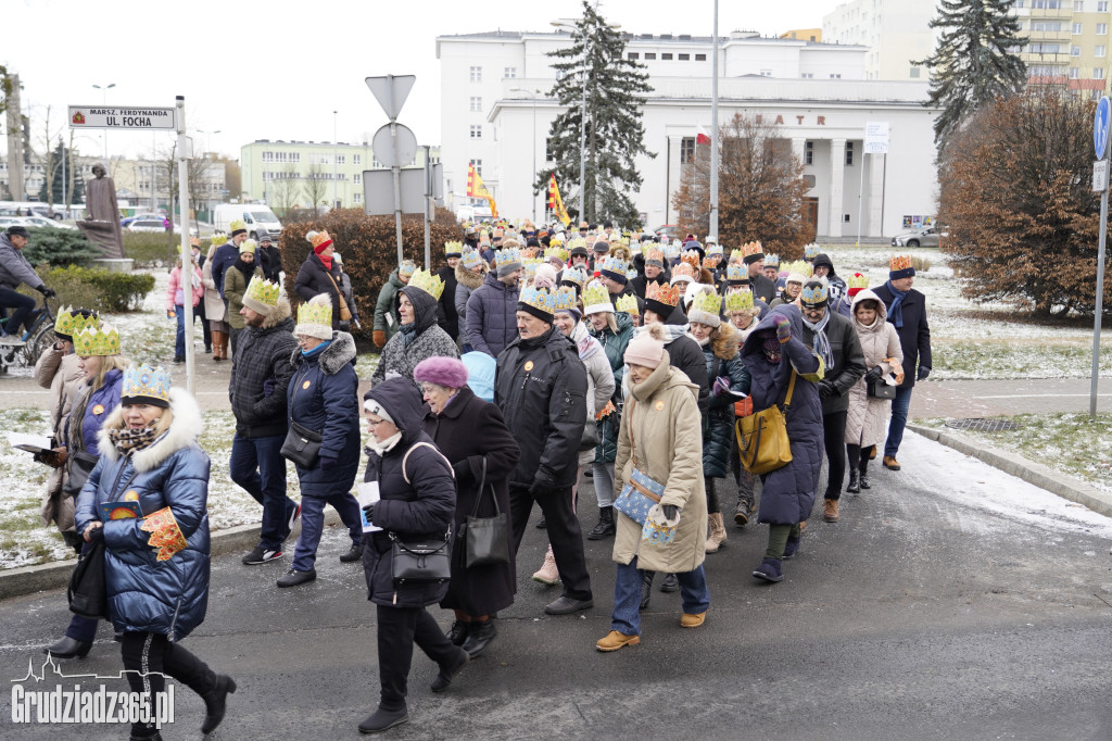 Ulicami Grudziądza po raz dziesiąty przemaszerował Orszak Trzech Króli
