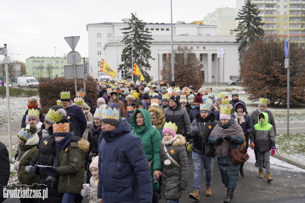 Ulicami Grudziądza po raz dziesiąty przemaszerował Orszak Trzech Króli