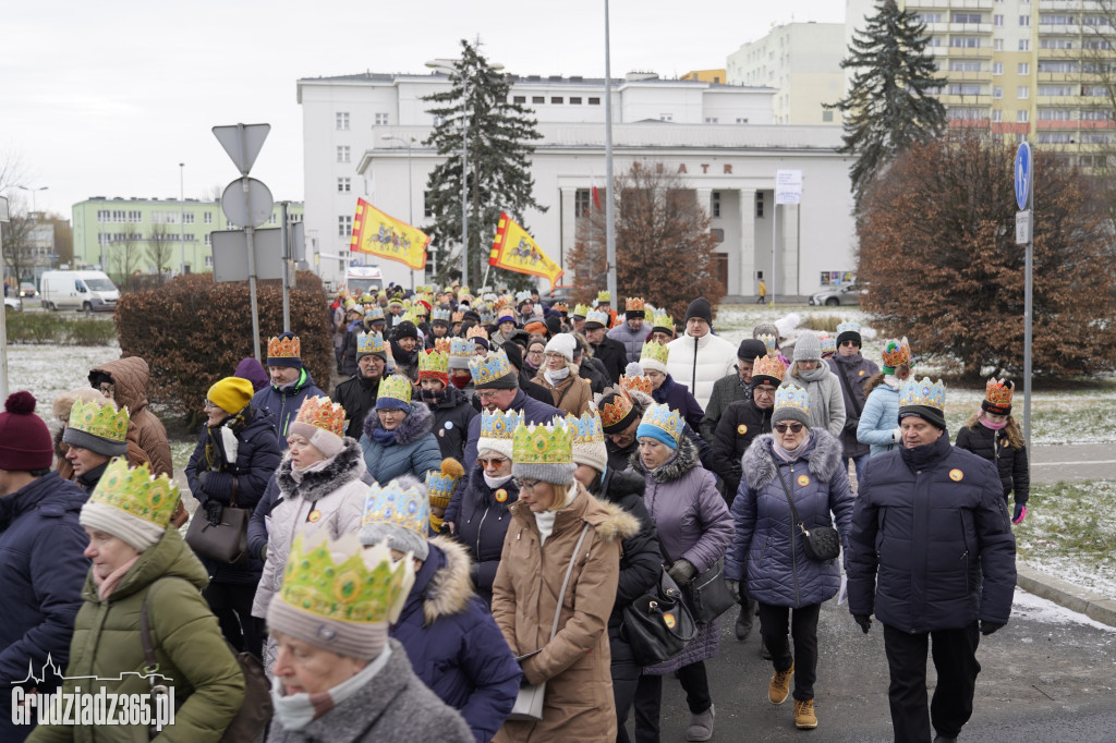 Ulicami Grudziądza po raz dziesiąty przemaszerował Orszak Trzech Króli