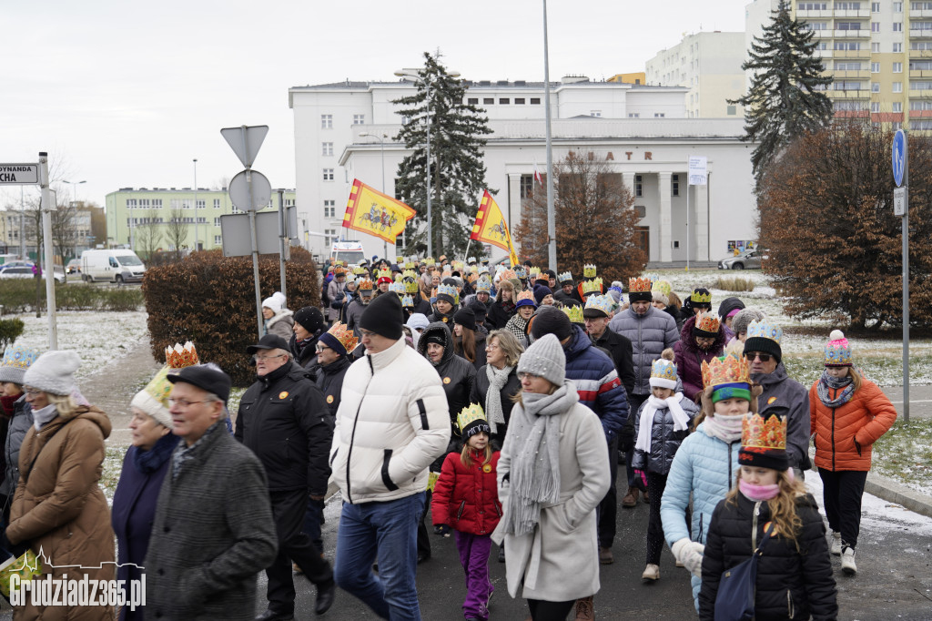 Ulicami Grudziądza po raz dziesiąty przemaszerował Orszak Trzech Króli